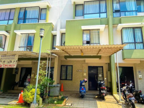 Aloha Guest House - 1 Male Only, Tangerang